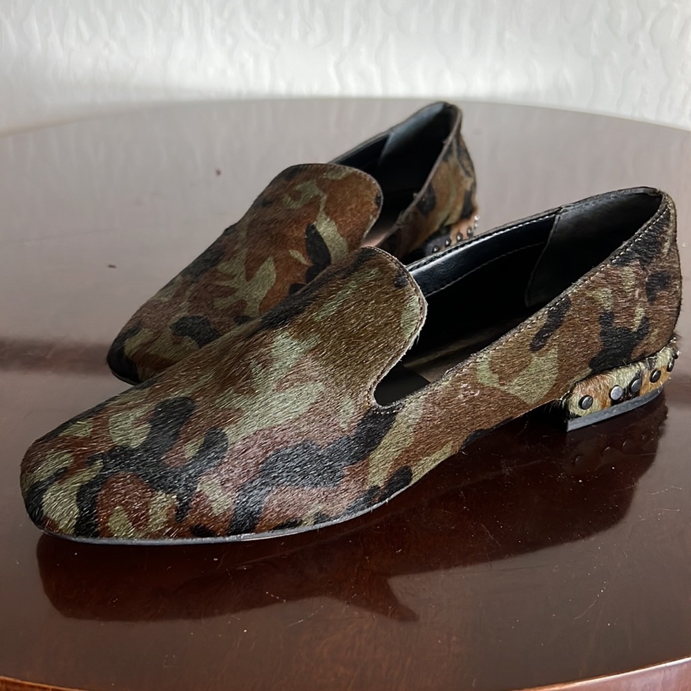 DOLCE VITA New Camo Studded Loafer Size 6.5 - Picture 2 of 16